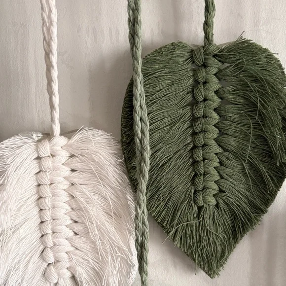 Avocado Green Leaf Boho Wall Hanging - Picture 6 of 6